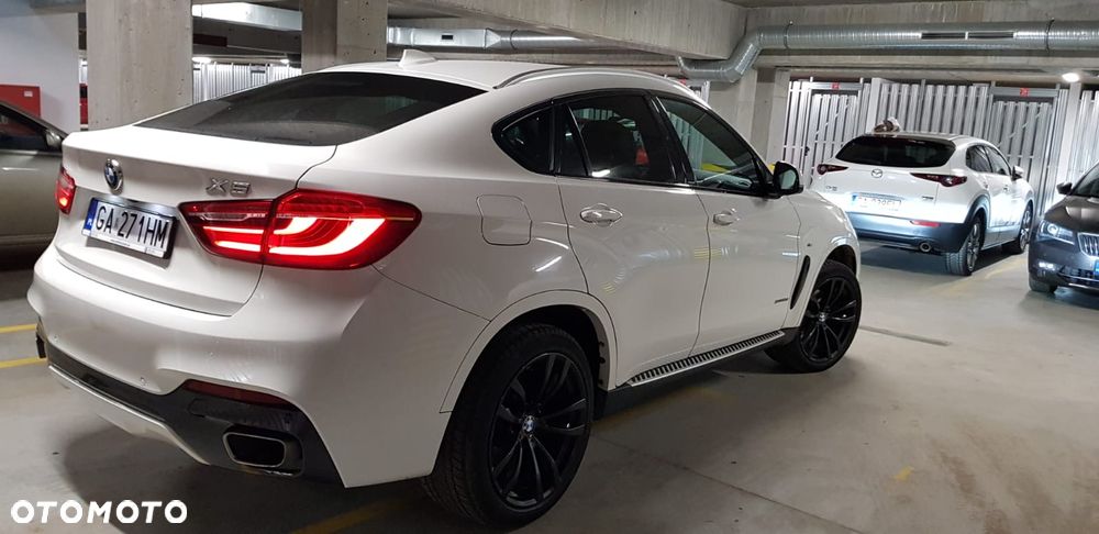 BMW X6 - 24