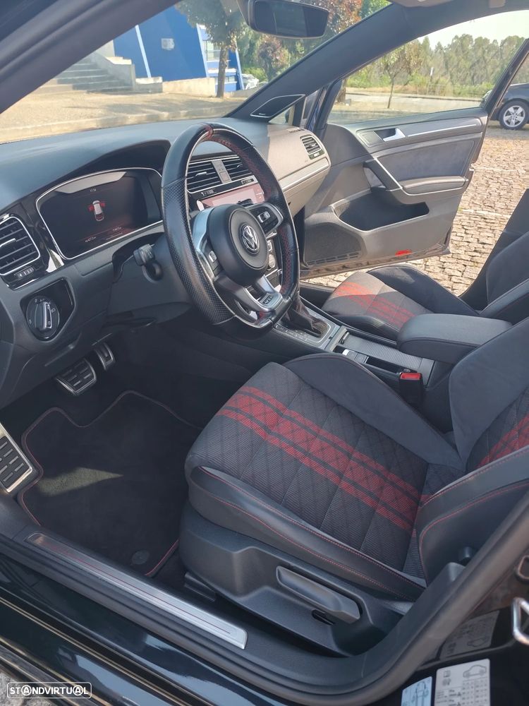 VW Golf GTI TCR 2.0 TSI OPF DSG - 14