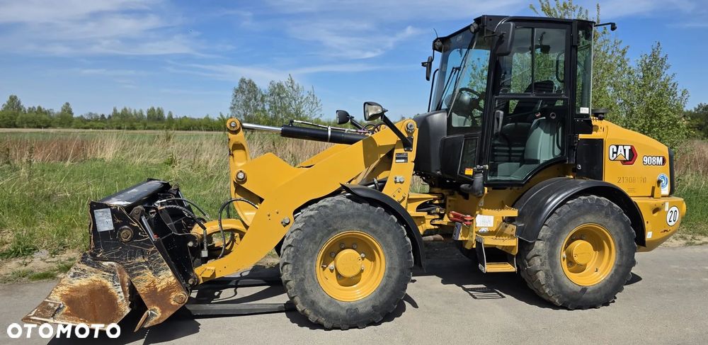 Caterpillar 908M /  Cat 906, 907, 908