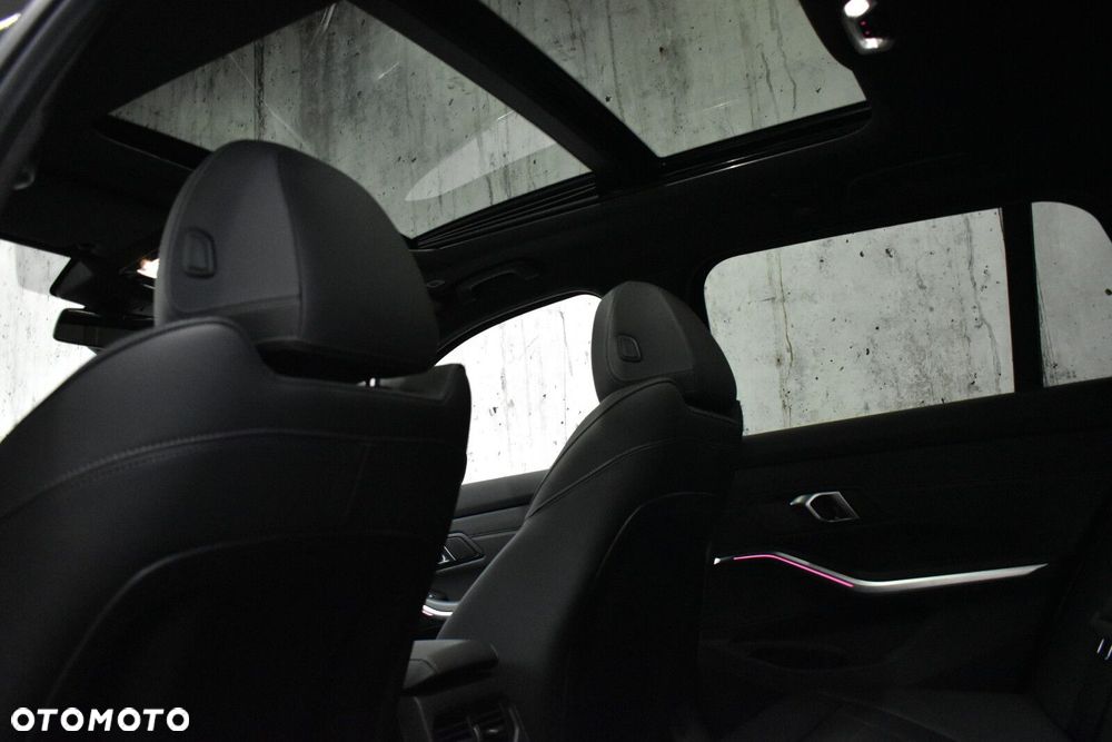 BMW Seria 3 - 25