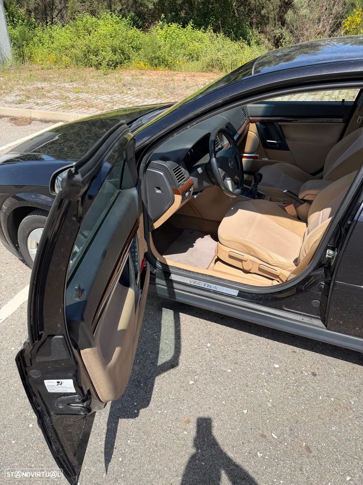 Opel Vectra 1.9 CDTi Elegance - 18