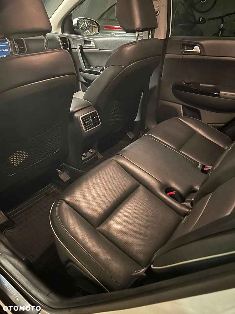 Kia Sportage 2.0 CRDI XL 4WD - 13