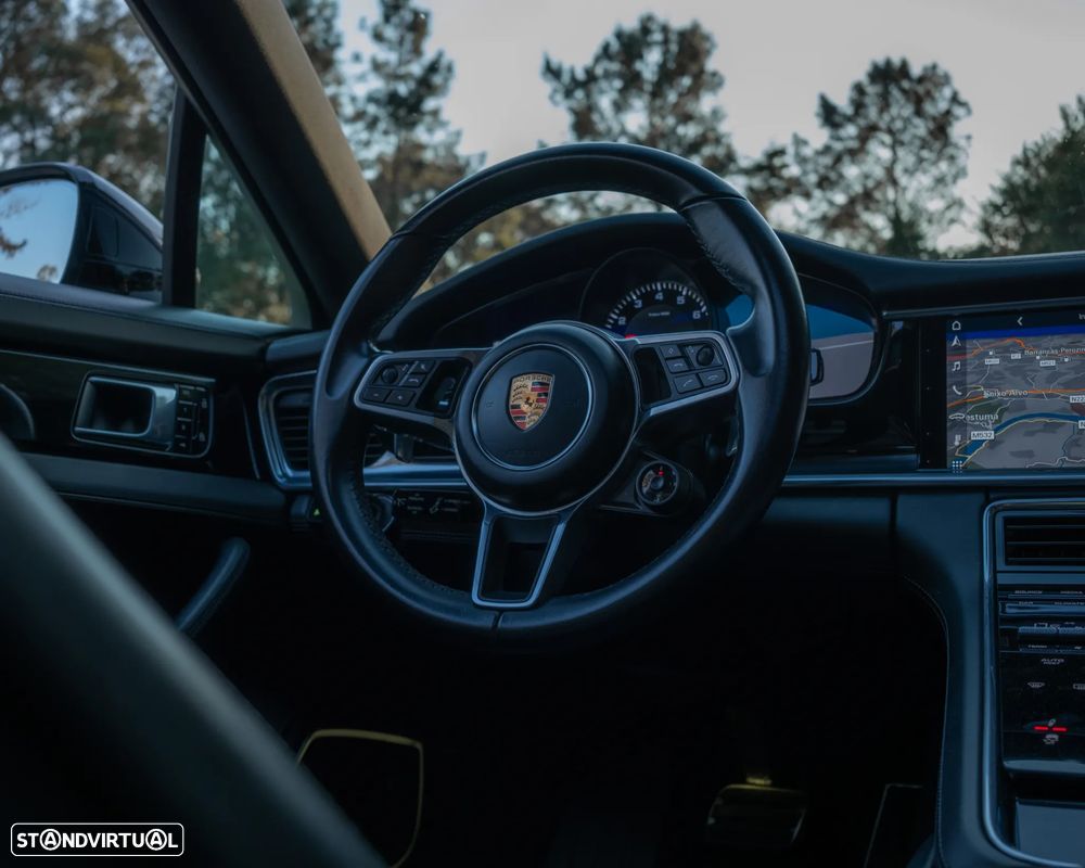 Porsche Panamera 4 E-Hybrid Executive - 13