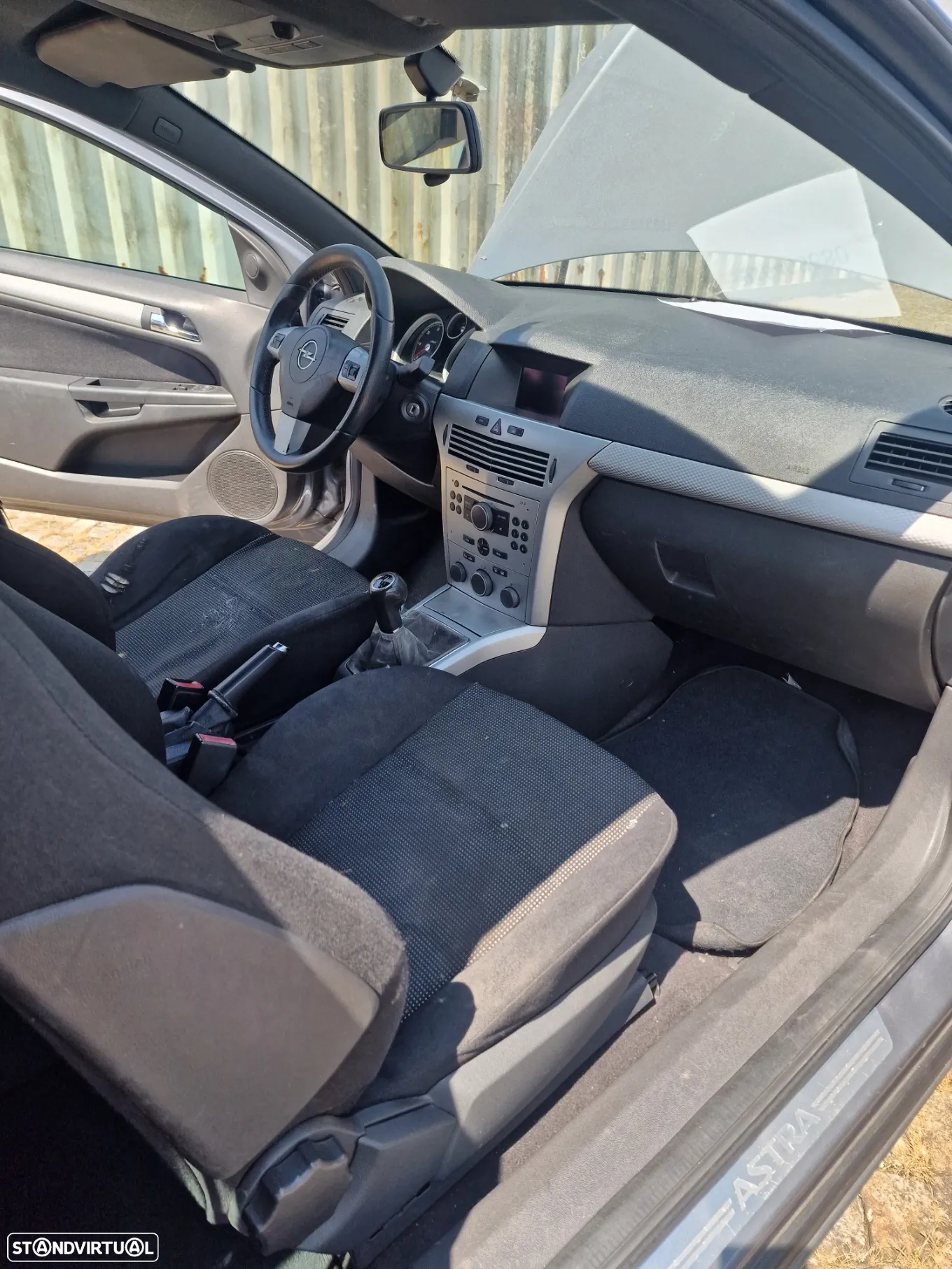 Opel Astra GTC 1.7 CDTi - 11