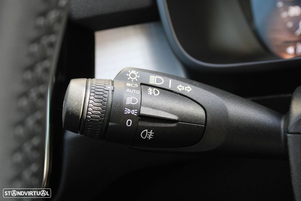 Volvo XC 40 1.5 T2 Momentum - 28