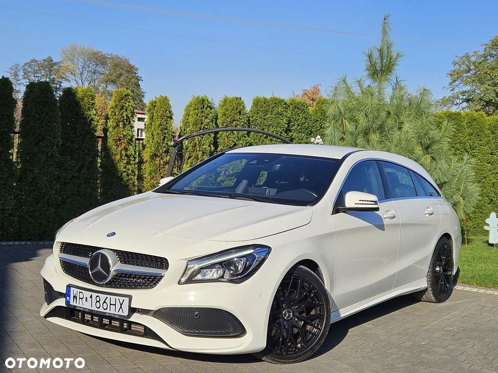 Mercedes-Benz CLA 220 (CDI) d AMG Line - 2