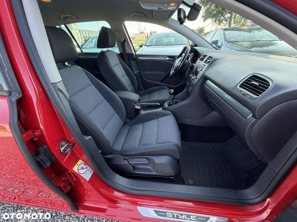 Volkswagen Golf - 13