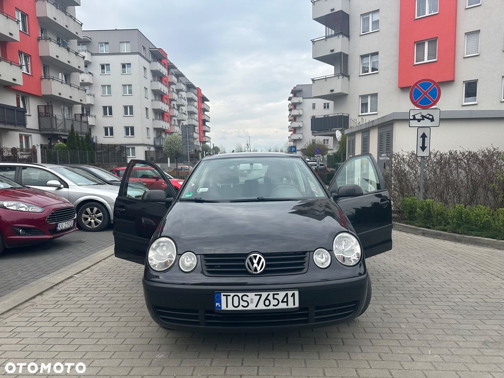 Volkswagen Polo 1.4 16V Basis - 1