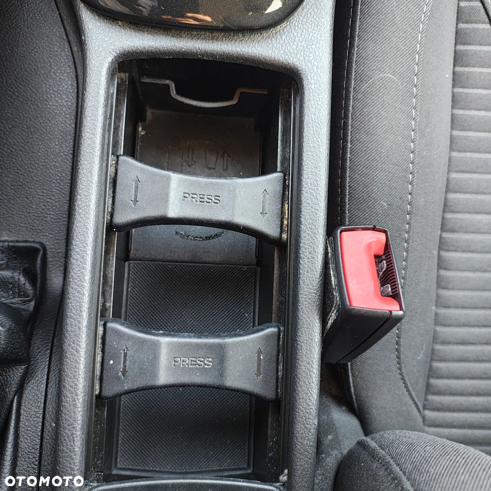 Ford Focus 1.0 EcoBoost STart-Stopp-System TITANIUM X - 32