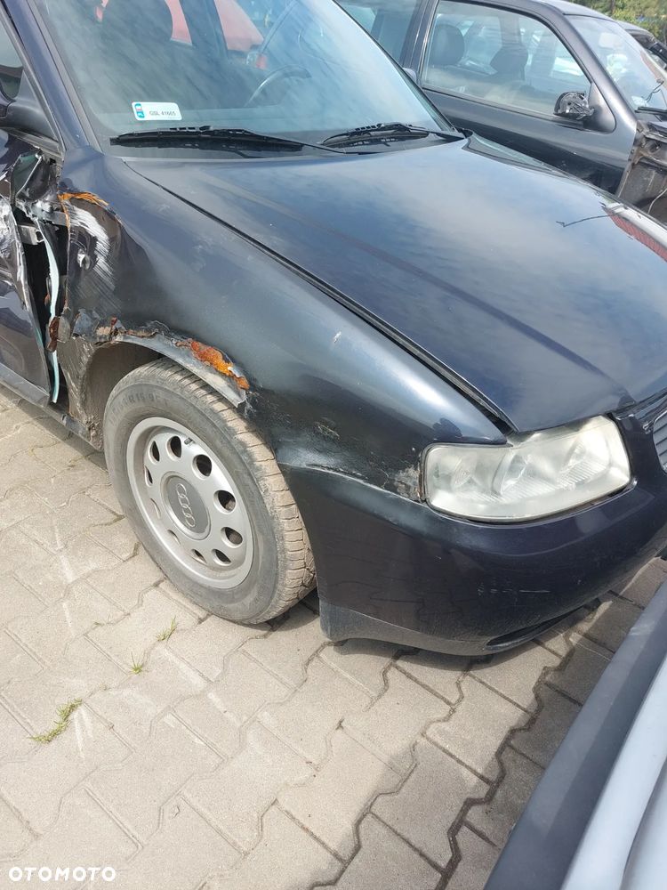 AUDI A3 8L  na części 3D 2001 1,6 i drzwi szyba silnik maska lusterko - 17