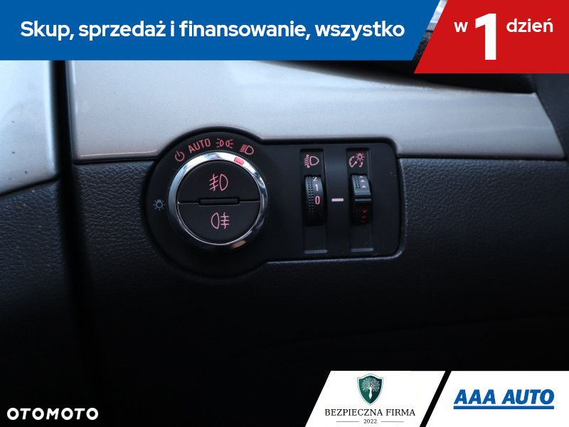 Opel Mokka - 17