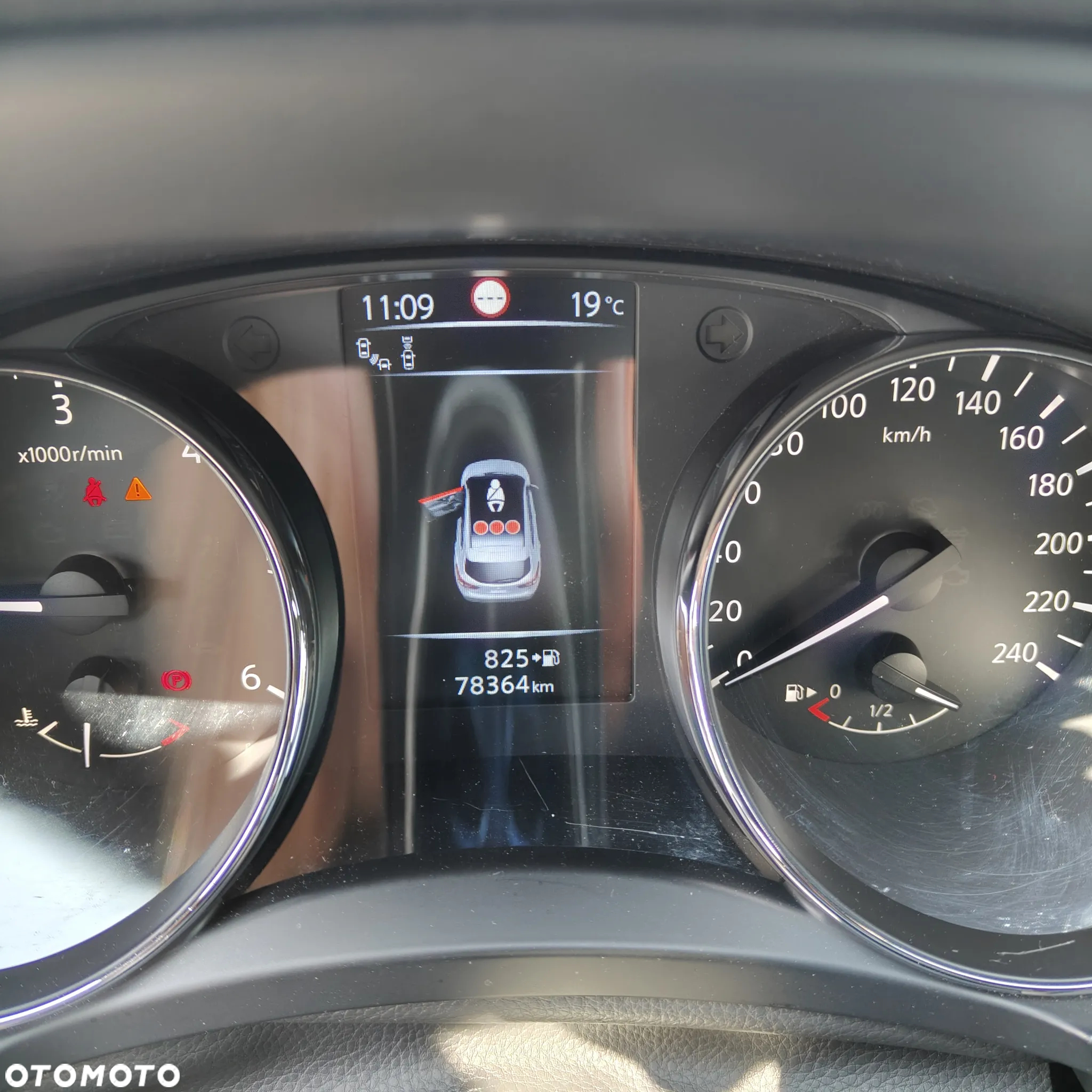 Nissan Qashqai 1.5 dCi Tekna EU6 - 13
