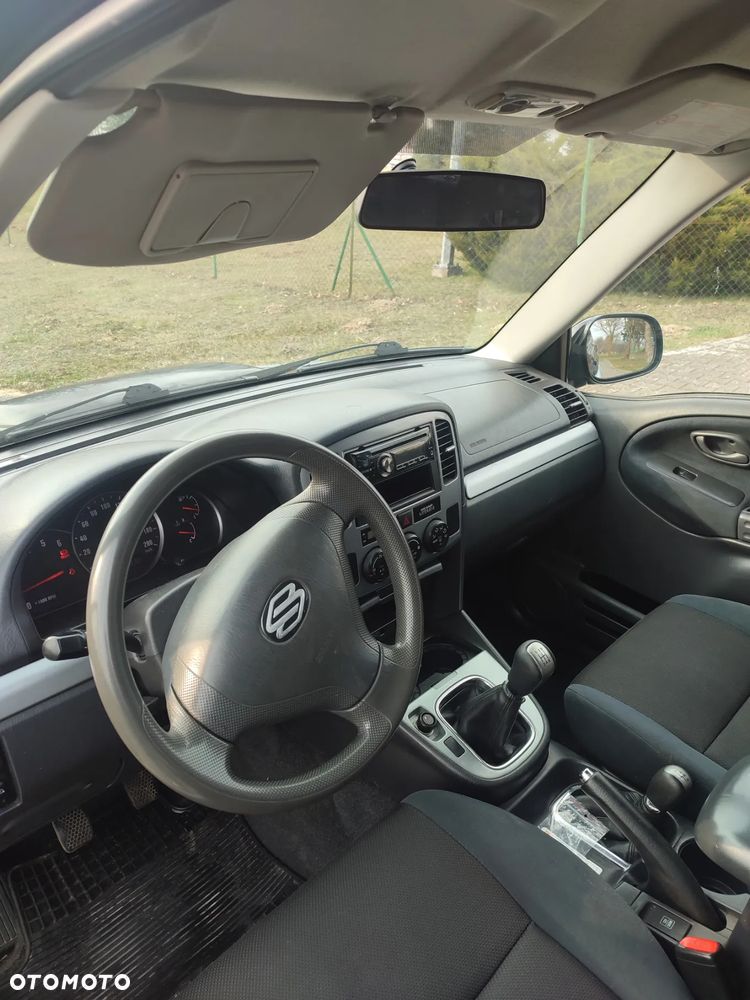 Suzuki Grand Vitara - 15