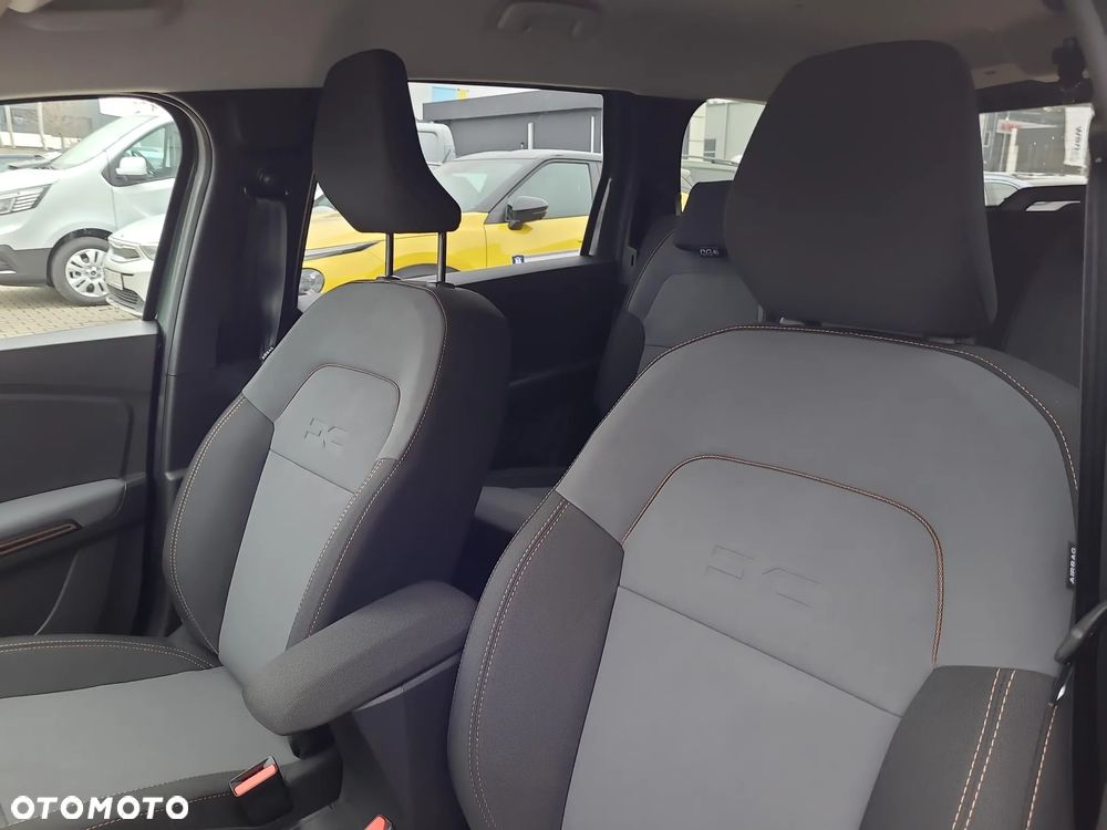 Dacia Jogger 1.0 TCe Extreme 7os - 11