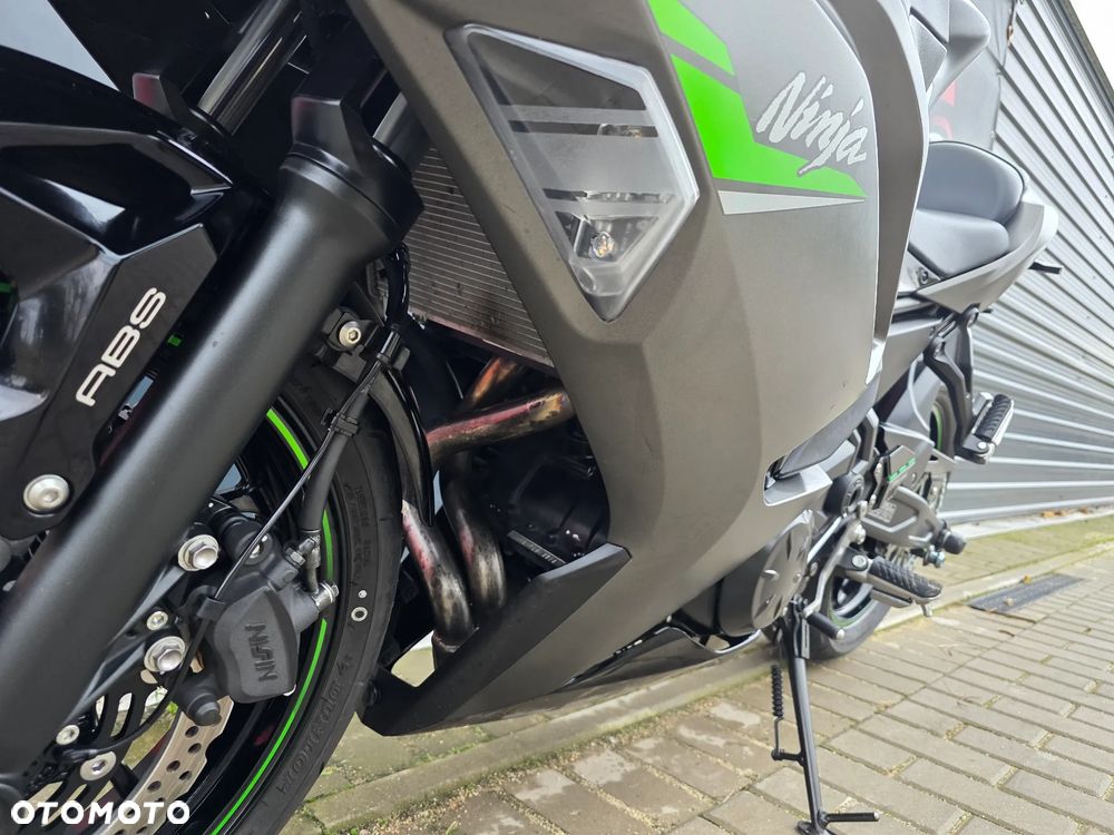 Kawasaki Ninja - 17