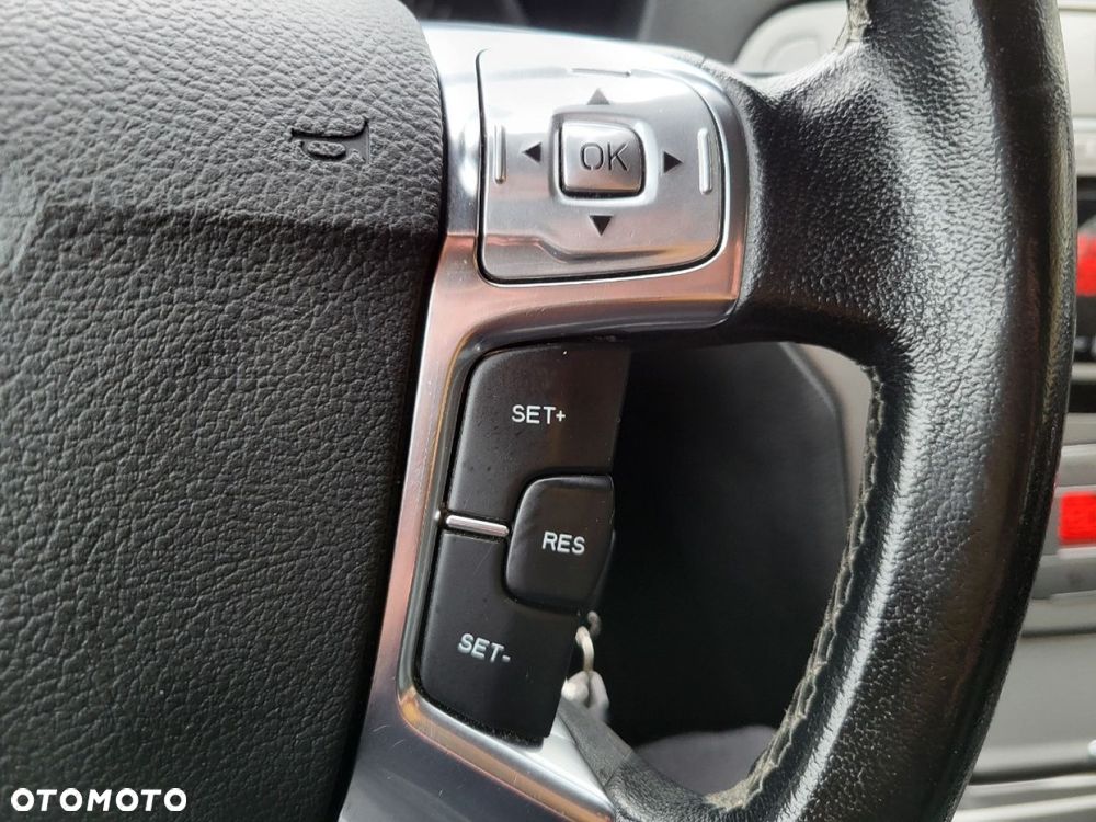 Ford Mondeo - 15