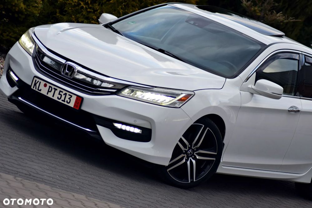 Honda Accord - 1
