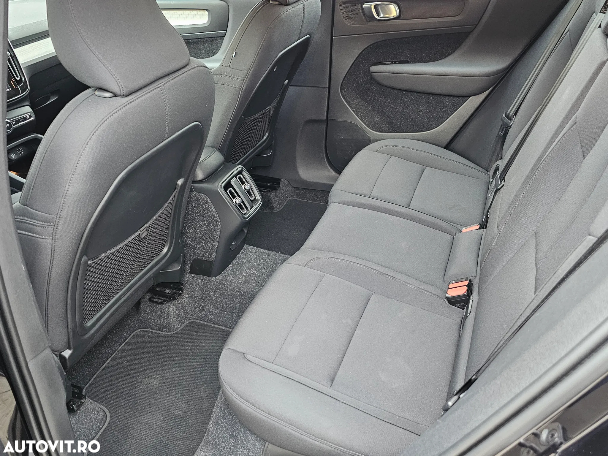 Volvo XC 40 D3 Geartronic - 10