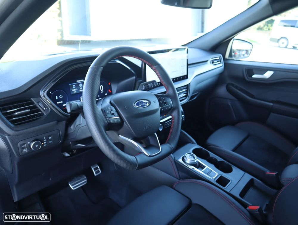 Ford Kuga 2.5 PHEV ST-Line X - 33