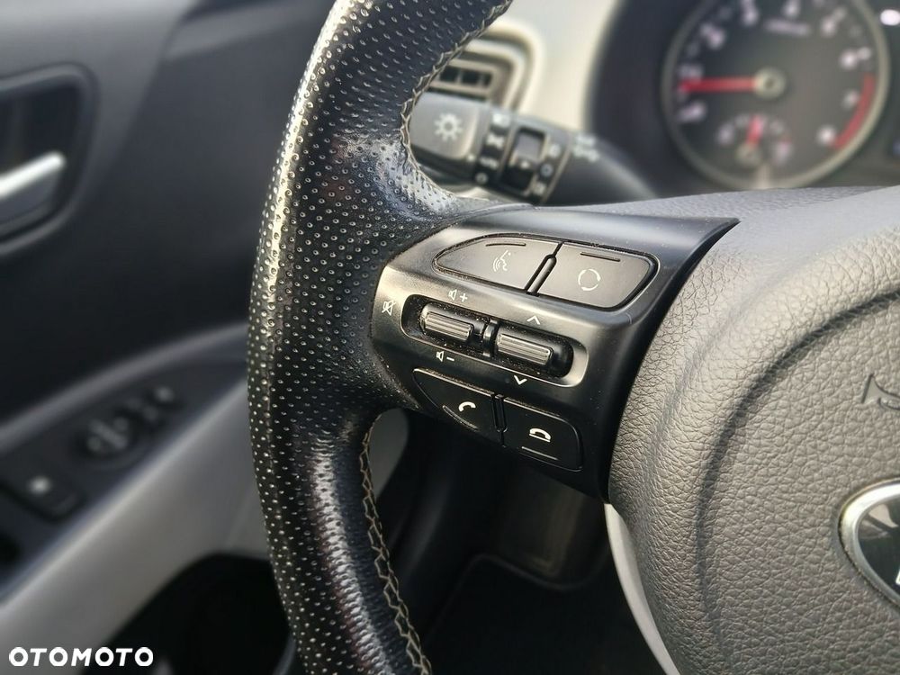 Kia Stonic 1.4 L - 18