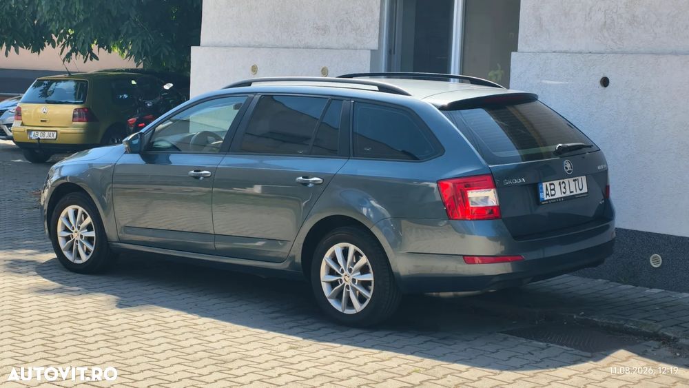 Skoda Octavia - 3