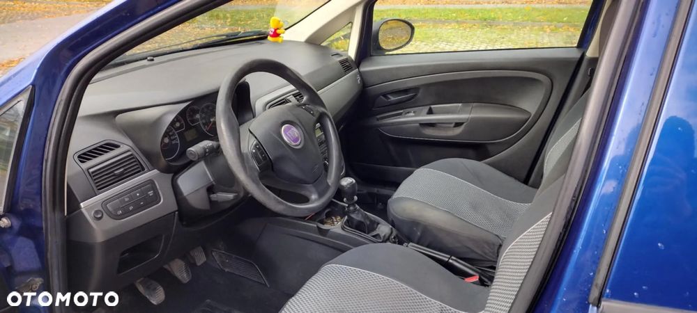 Fiat Grande Punto - 31