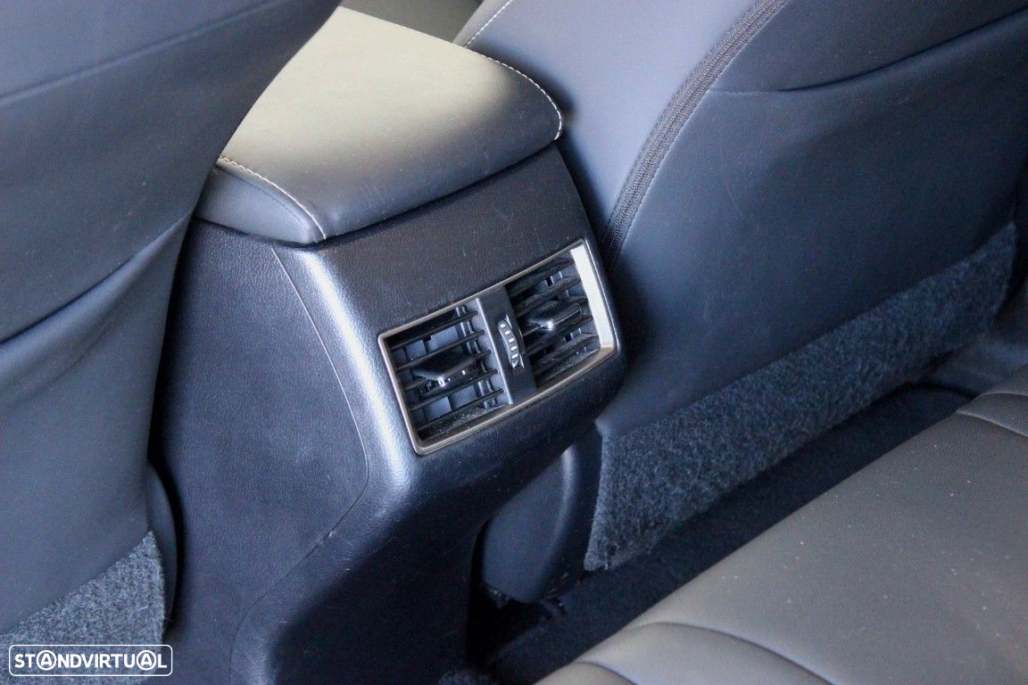 Lexus NX 300h Executive - 19