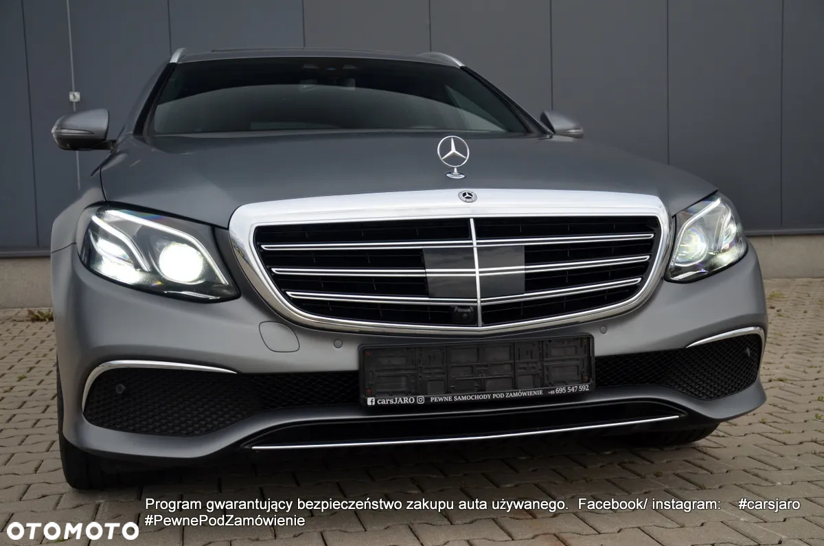 Mercedes-Benz Klasa E 220 d 4Matic T 9G-TRONIC Exclusive - 37