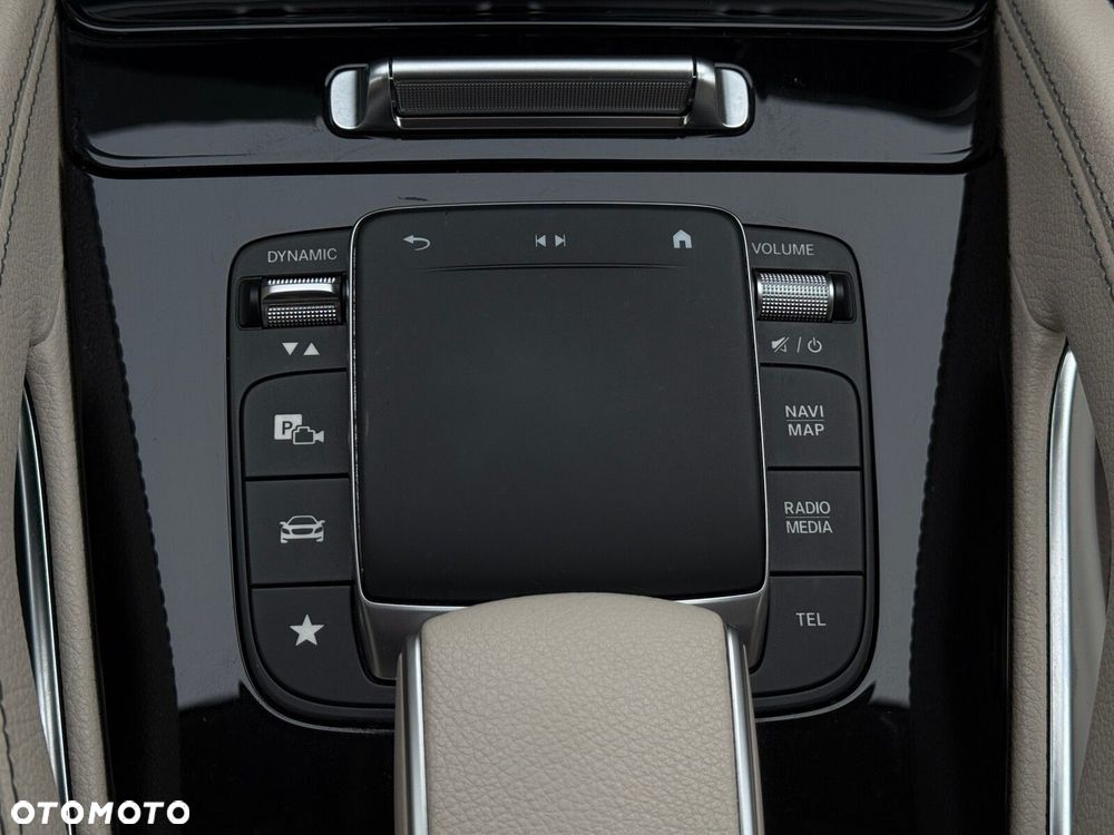 Mercedes-Benz GLE - 21