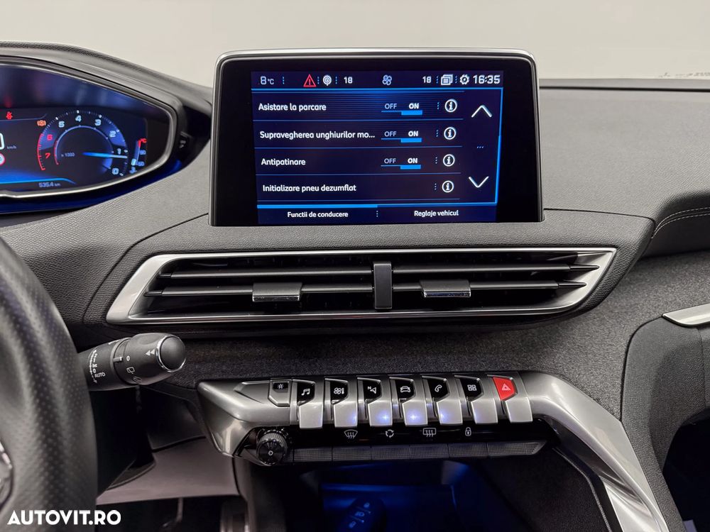 Peugeot 3008 1.2 PureTech Turbo S&S GT-Line - 29