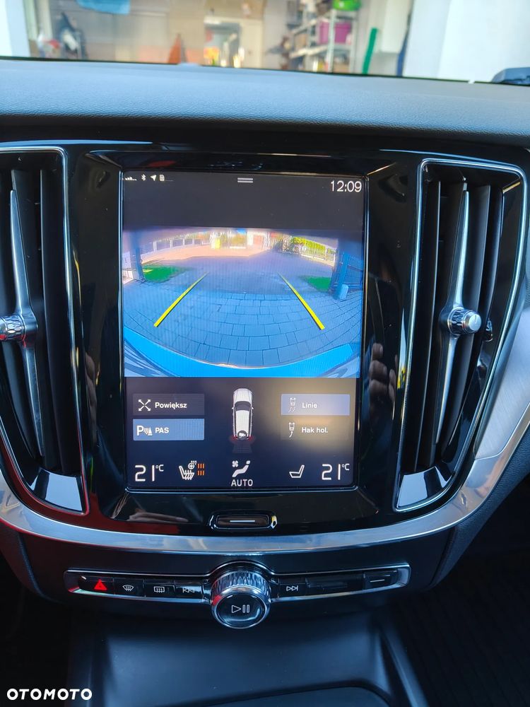 Volvo V60 D4 Geartronic Momentum Pro - 35
