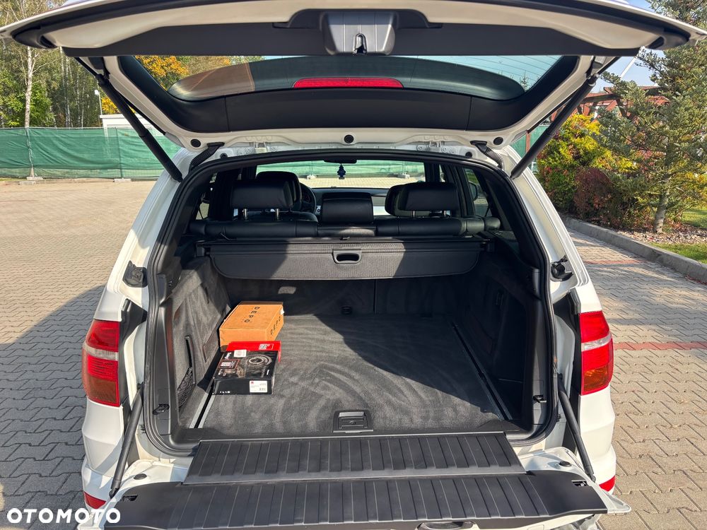 BMW X5 xDrive35d - 27