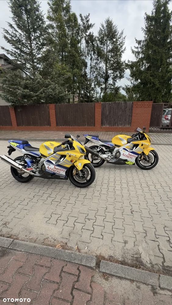 Honda CBR - 33