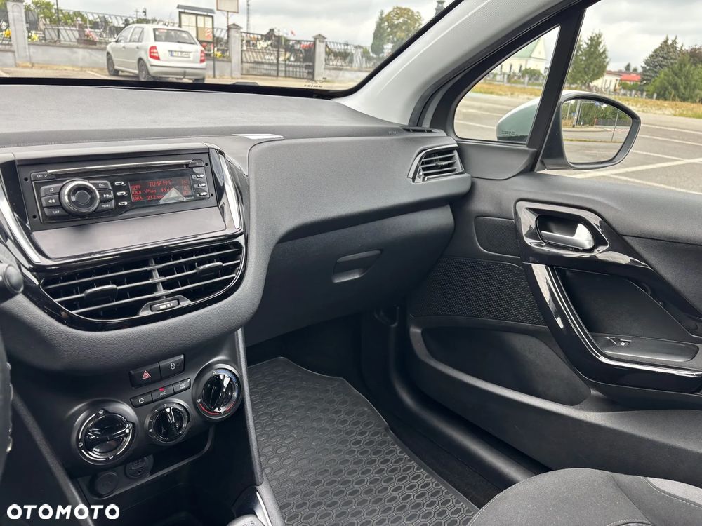 Peugeot 208 1.4 VTi Active - 14