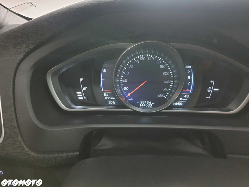 Volvo V40 - 7