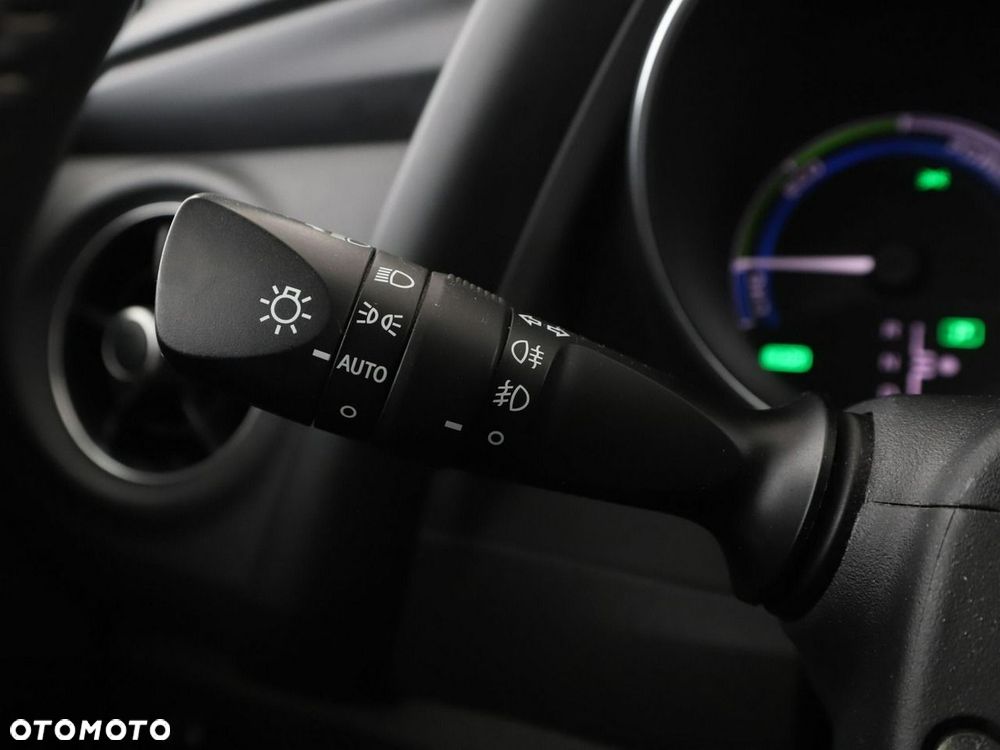 Toyota Auris 1.8 VVT-i Automatik Edition-S - 32