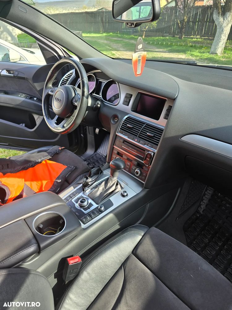 Audi Q7 3.0 TDI Quattro Tip - 24