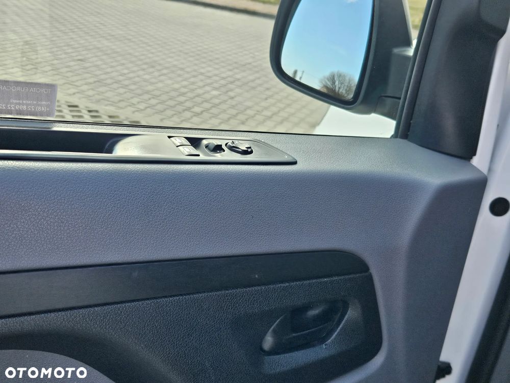 Toyota Proace,  Salon Polska, 3 osobowy. - 13