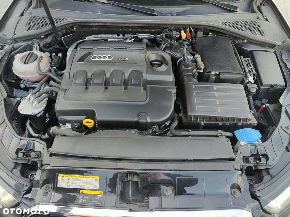 Audi A3 Sportback 2.0 TDI (clean diesel) quattro S tronic S line Sportpaket - 36