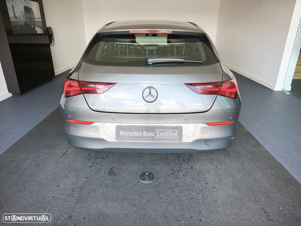 Mercedes-Benz CLA 250 e Shooting Brake Style Plus - 8