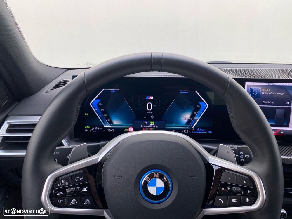BMW 330 e Pack Desportivo M Auto - 7