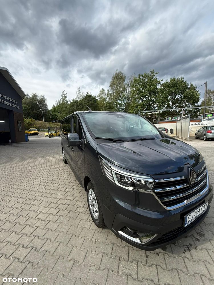 Renault Trafic 2.0 dCi Escapade - 1