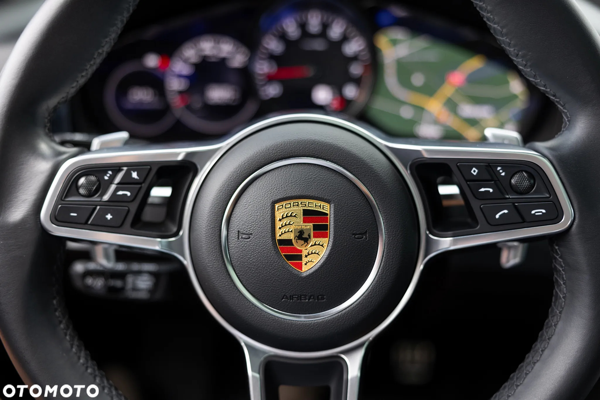 Porsche Cayenne - 25