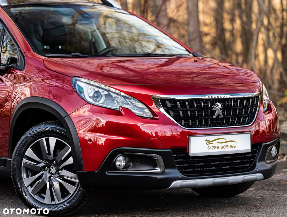 Peugeot 2008 1.6 BlueHDi Allure S&S - 12