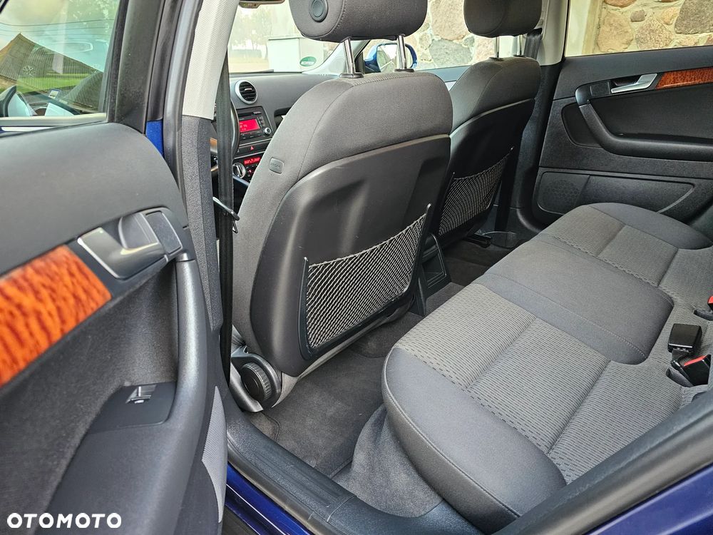 Audi A3 2.0 TDI Attraction - 12