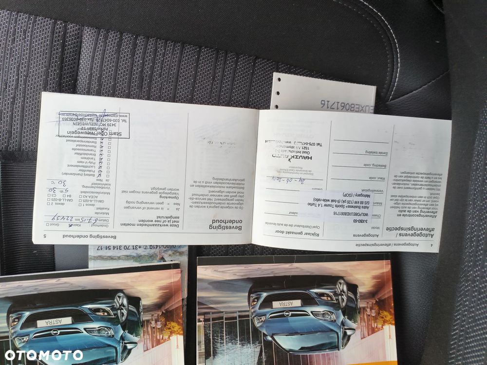 Opel Astra 1.4 T Cosmo S&S - 39