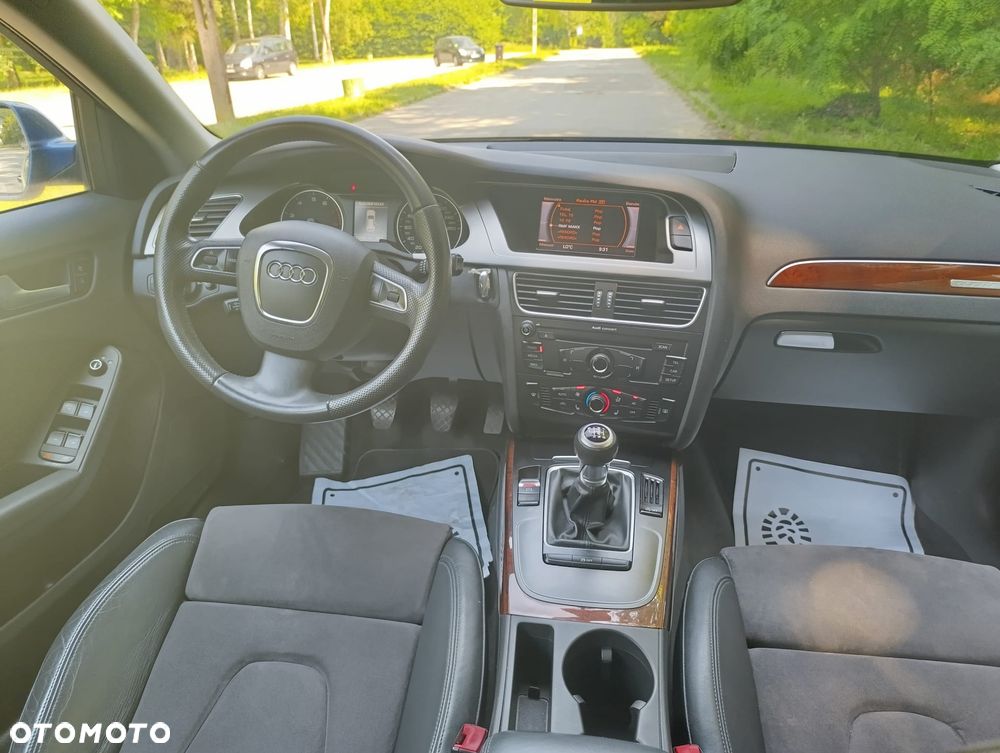 Audi A4 Avant 2.0 TFSI Attraction - 9
