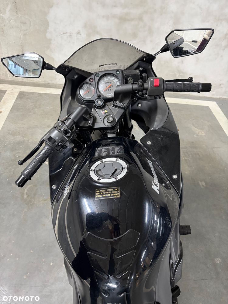 Kawasaki Ninja 250R - 8