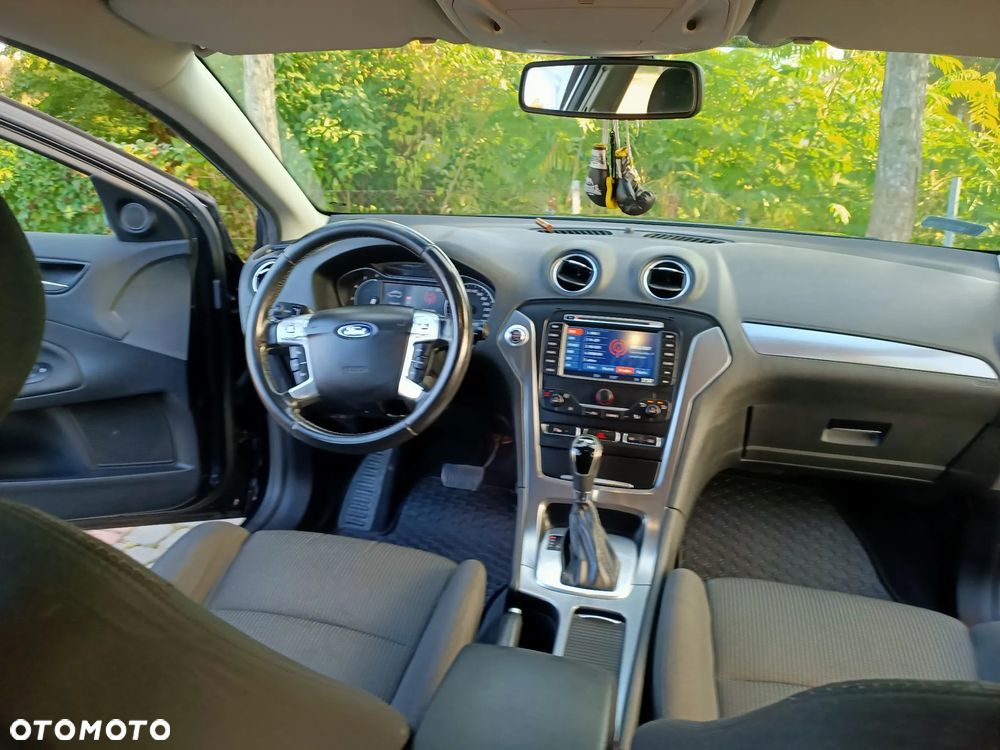 Ford Mondeo 2.0 TDCI Business Edition - 12