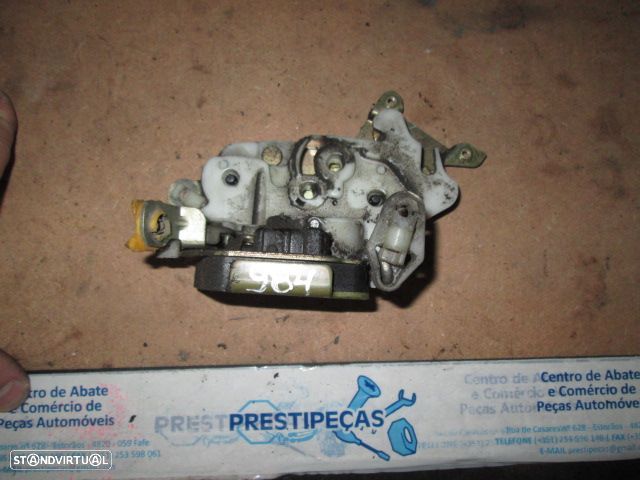 Fecho REF0984 NISSAN TERRANO 2 2002 3.0Di 155Cv 5P CINZA FD MANUAL NISSAN TERRANO 2 1997 2.7TDI 125CV 5P VERDE FD MANUAL - 1